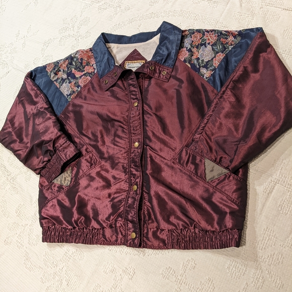Current Seen Windbreaker - Picture 2 of 12